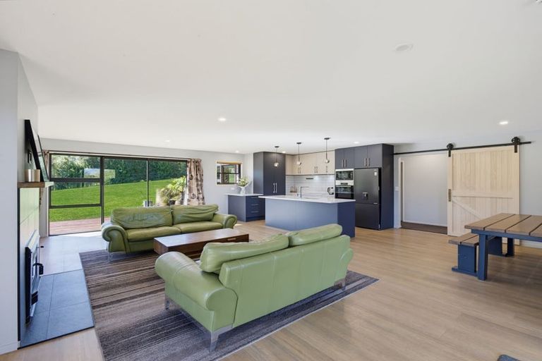 Photo of property in 54 Pawsons Valley Road, Duvauchelle, 7581