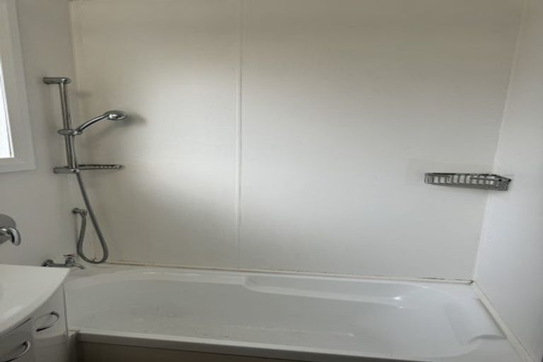 Photo of property in 11a Woodvale Road, Glen Eden, Auckland, 0602