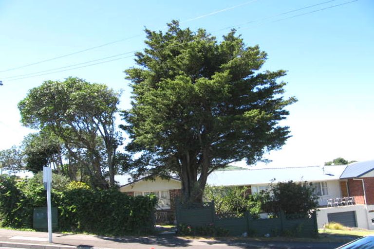 Photo of property in 3/15 East Coast Road, Milford, Auckland, 0620