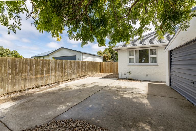 Photo of property in 433 Bower Avenue, Parklands, Christchurch, 8083