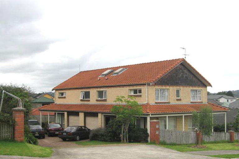 Photo of property in 14 Lucienne Drive, Ranui, Auckland, 0612