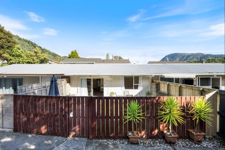 Photo of property in 126c Waikawa Road, Picton, 7220