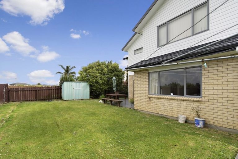 Photo of property in 9 Staten Place, Mangere, Auckland, 2022