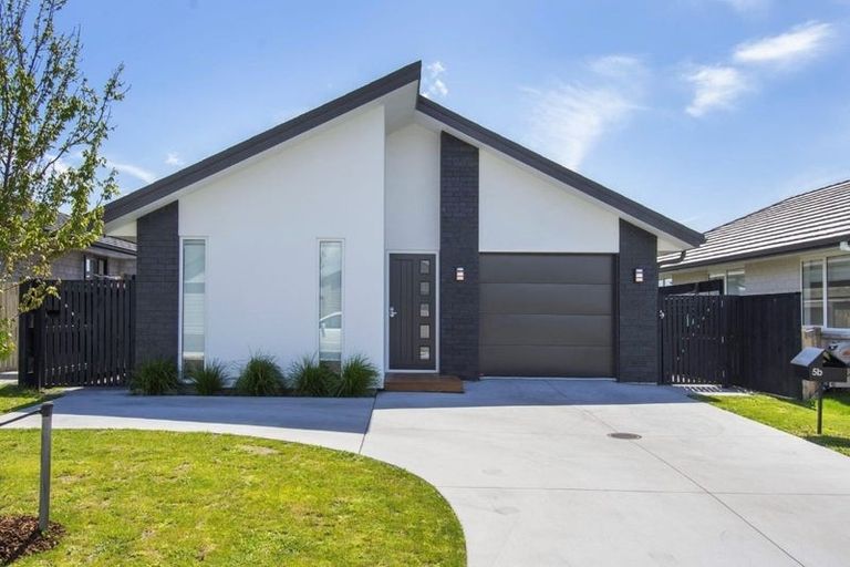 Photo of property in 5b Te Wharo Drive, Papamoa, 3118