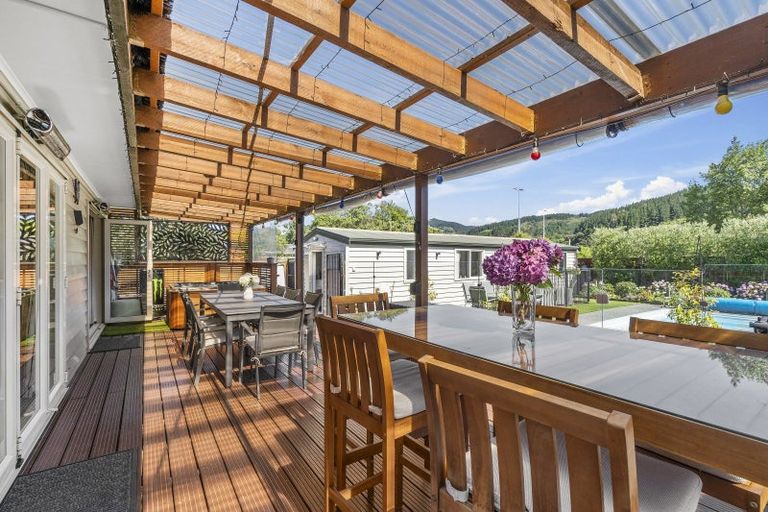 Photo of property in 52 Mcleod Street, Elderslea, Upper Hutt, 5018