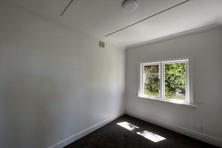 Photo of property in 123 Forfar Street, Clyde Hill, Dunedin, 9011