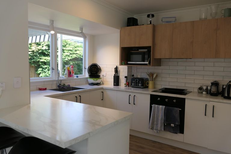 Photo of property in 32b Sunset Street, Hilltop, Taupo, 3330