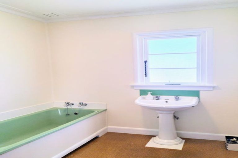 Photo of property in 12 Wallace Street, Roslyn, Dunedin, 9010