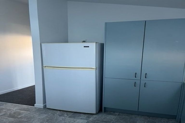 Photo of property in 12 Levy Street, Mount Victoria, Wellington, 6011