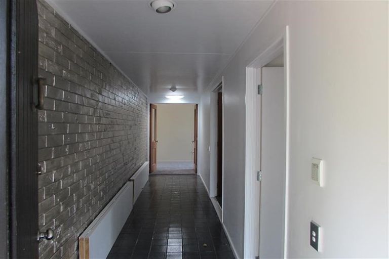 Photo of property in 46 Grenada Avenue, Forrest Hill, Auckland, 0620