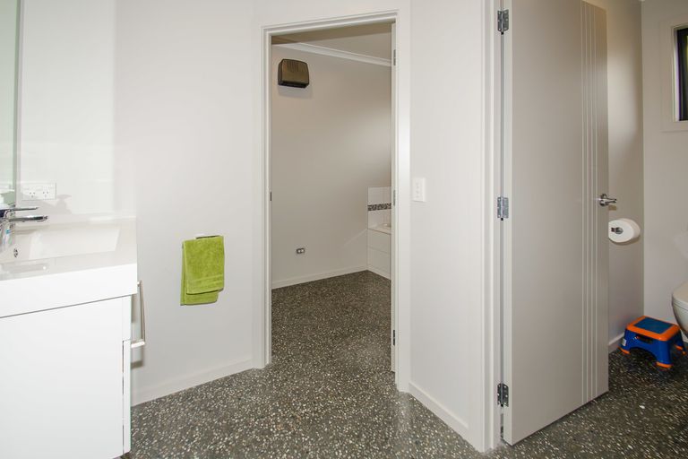 Photo of property in 59 Grandvista Drive, Green Island, Dunedin, 9018