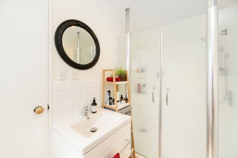 Photo of property in 393 Pukehina Parade, Pukehina, Te Puke, 3189