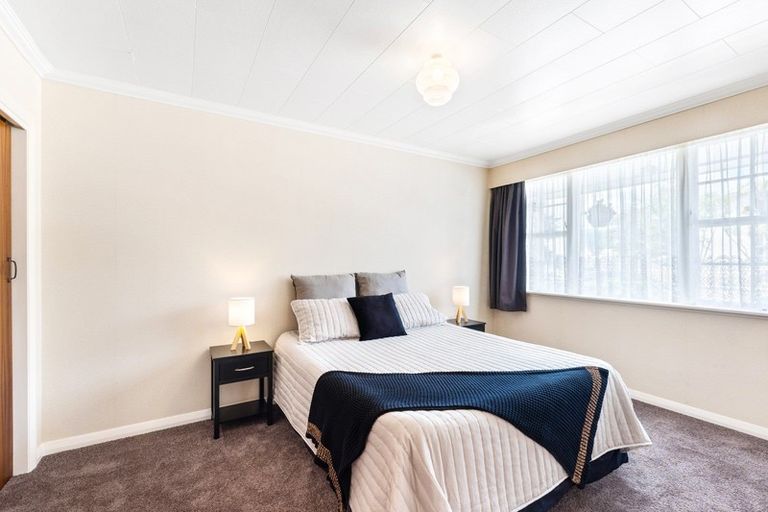 Photo of property in 387 Fergusson Drive, Heretaunga, Upper Hutt, 5018