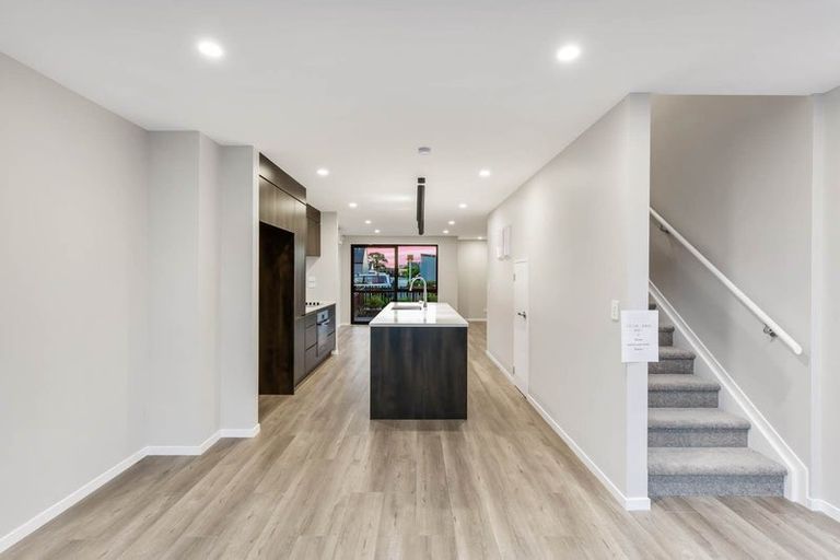 Photo of property in 42 Nils Andersen Road, Whenuapai, Auckland, 0618