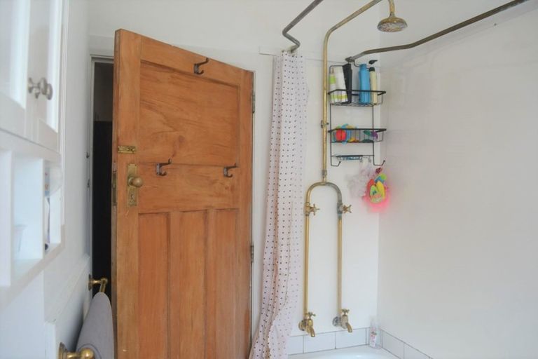 Photo of property in 299 Jackson Street, Petone, Lower Hutt, 5012