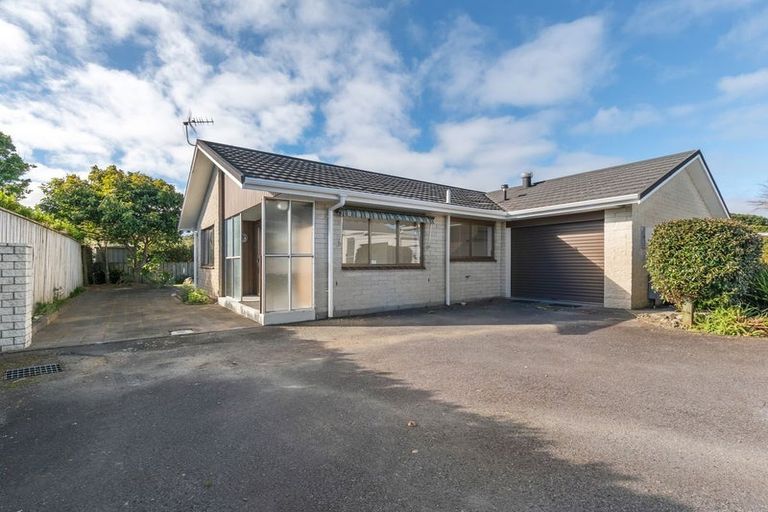 Photo of property in 123a Brooklands Road, Brooklands, New Plymouth, 4310
