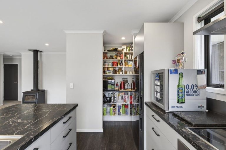 Photo of property in 40 Dreaver Drive, Waitara, 4320