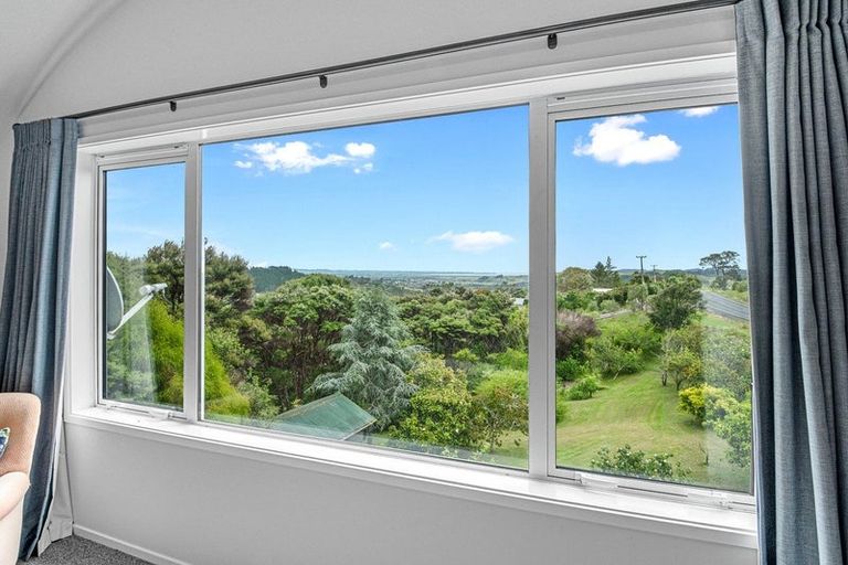 Photo of property in 812 Inland Road, Helensville, 0875