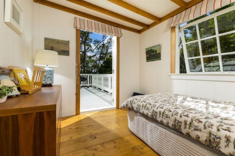 Photo of property in 354 Wairere Road, Waitakere, Henderson, 0782