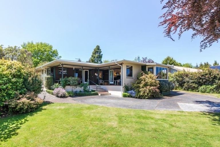 Photo of property in 64 Chesham Avenue, Waipahihi, Taupo, 3330