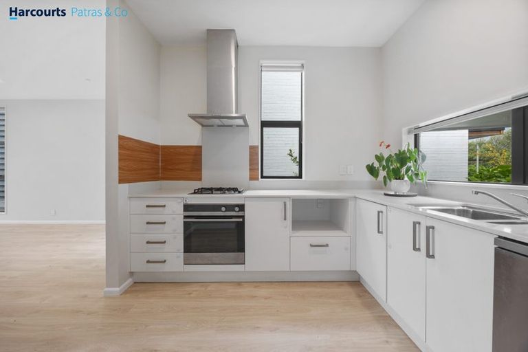 Photo of property in 7 Battalion Drive, Papakura, 2110