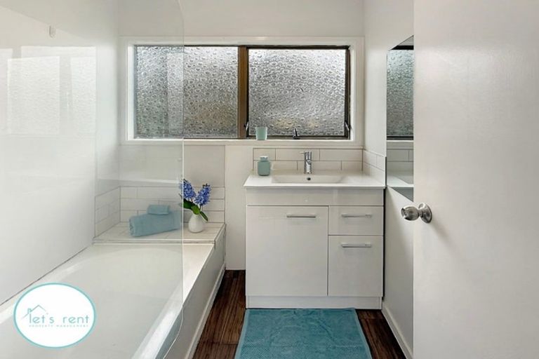 Photo of property in 15 Rangataua Place, Manurewa, Auckland, 2102