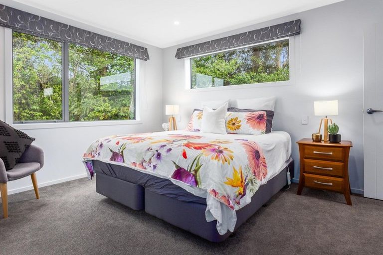 Photo of property in 3a Breakwater Way, Whitby, Porirua, 5024