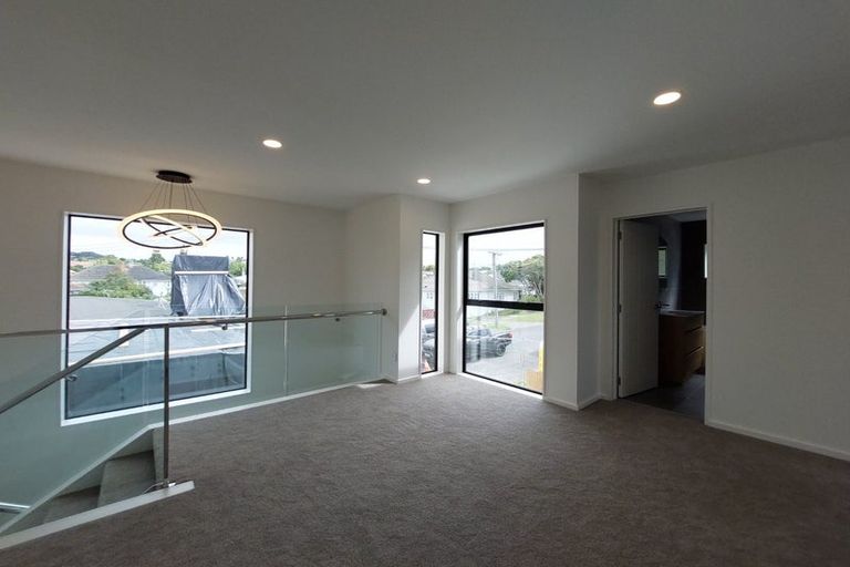 Photo of property in 13 Earlywood Road, Takanini, 2110