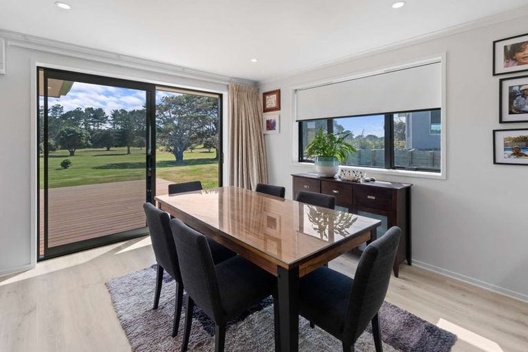 Photo of property in 31 Golf Vue Place, Castlecliff, Whanganui, 4501