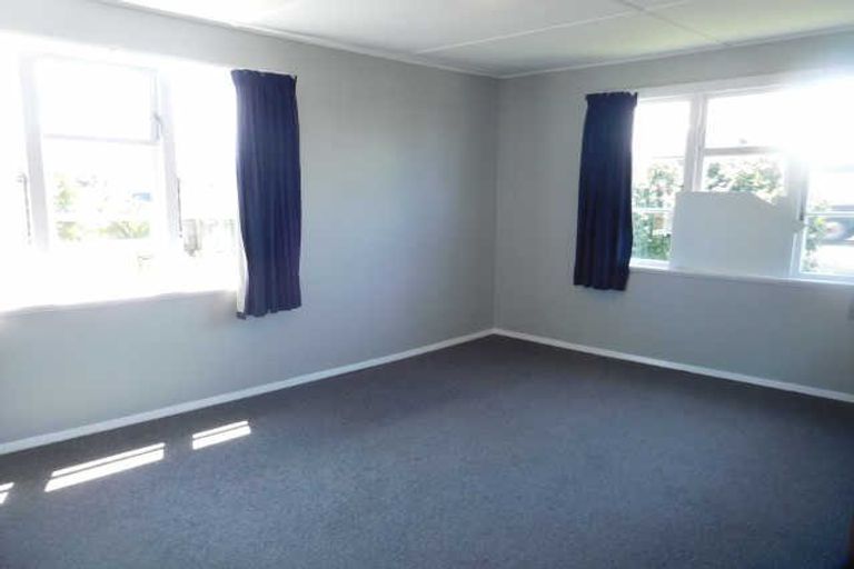 Photo of property in 206 Coronation Avenue, Welbourn, New Plymouth, 4310