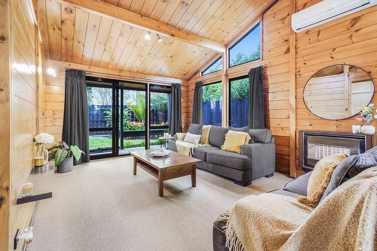 Photo of property in 40b Hillcrest Road, Hillcrest, Hamilton, 3216