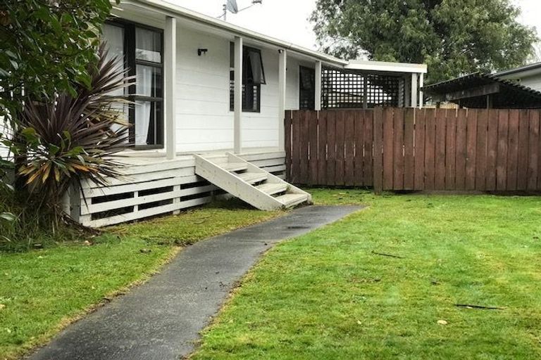 Photo of property in 23 Elmwood Crescent, Pukete, Hamilton, 3200