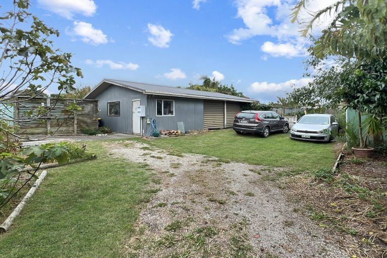 Photo of property in 10 Pohutukawa Avenue, Kaiaua, Pokeno, 2473