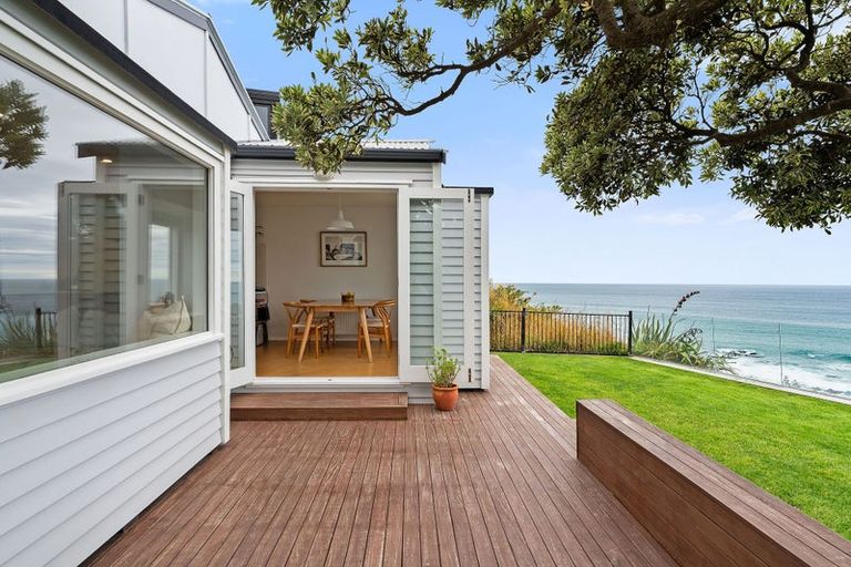 Photo of property in 191 Severn Street, Island Bay, Wellington, 6023