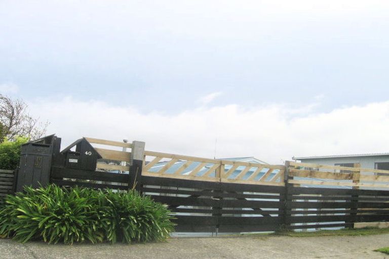 Photo of property in 40 Cypress Drive, Maungaraki, Lower Hutt, 5010