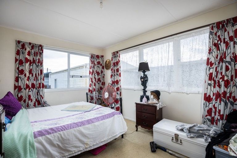 Photo of property in 4 Kahikatea Street, Inglewood, 4330