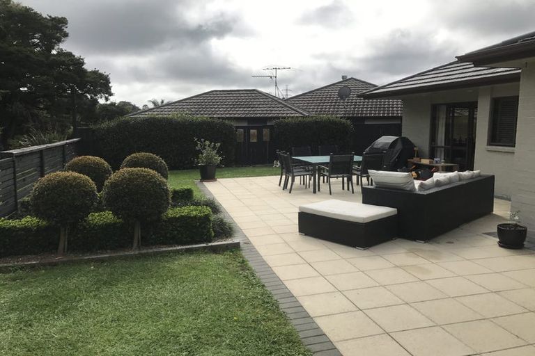 Photo of property in 12 Ysabel Crescent, The Gardens, Auckland, 2105