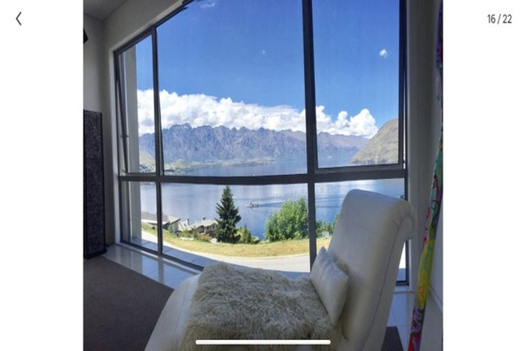 Photo of property in 4 Chandler Lane, Fernhill, Queenstown, 9300