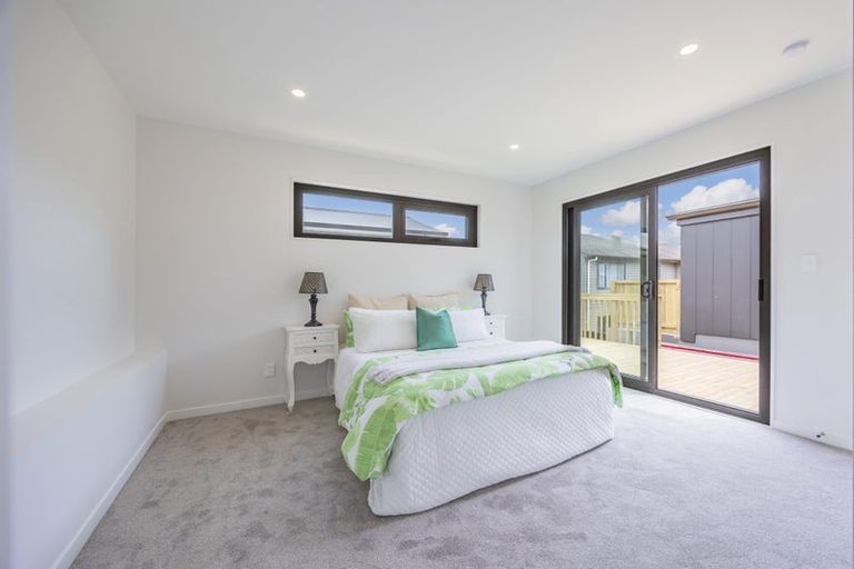 Photo of property in 3 Taukahiwi Road, Pukekohe, 2120