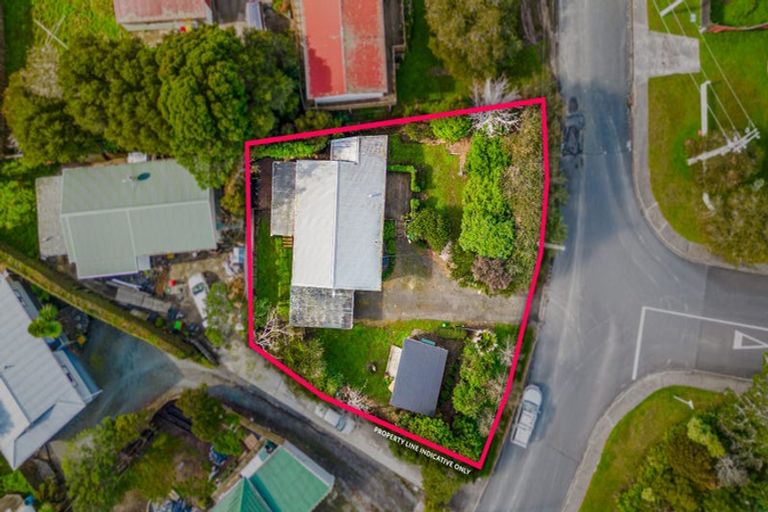 Photo of property in 1/13 Hammond Avenue, Hatfields Beach, Orewa, 0931