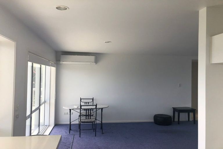 Photo of property in 12 Leeward Drive, Whitby, Porirua, 5024