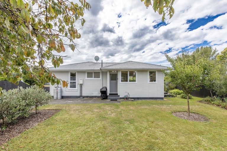 Photo of property in 146 Te Rangitautahanga Road, Turangi, 3334