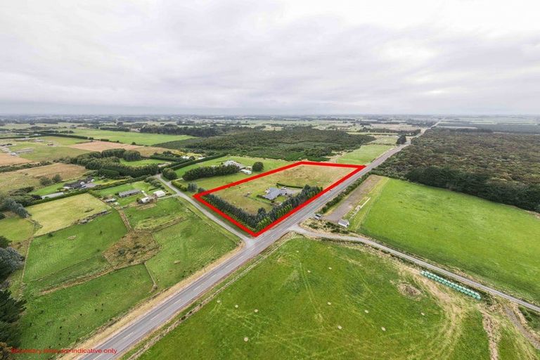 Photo of property in 121 Mason Road, Seaward Bush, Invercargill, 9871