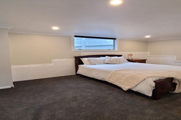 Photo of property in 41 Chorley Avenue, Massey, Auckland, 0614