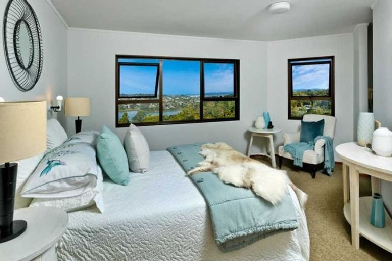 Photo of property in 291 Paremoremo Road, Paremoremo, Auckland, 0632