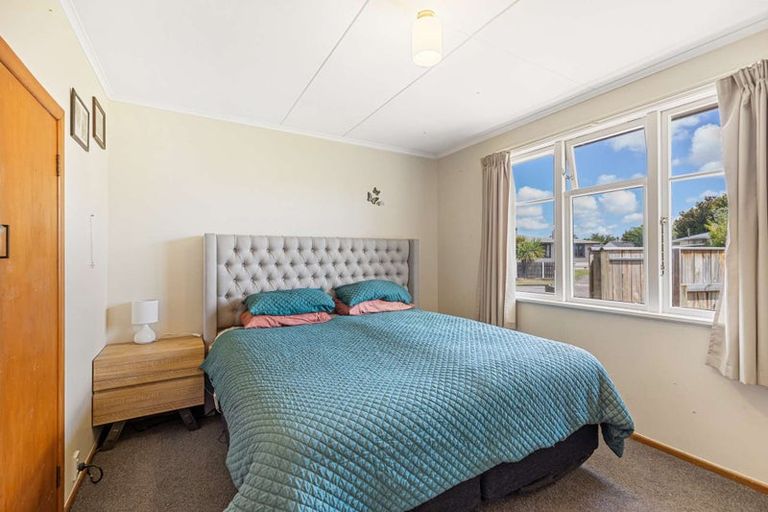 Photo of property in 9 Lewis Place, Highbury, Palmerston North, 4412