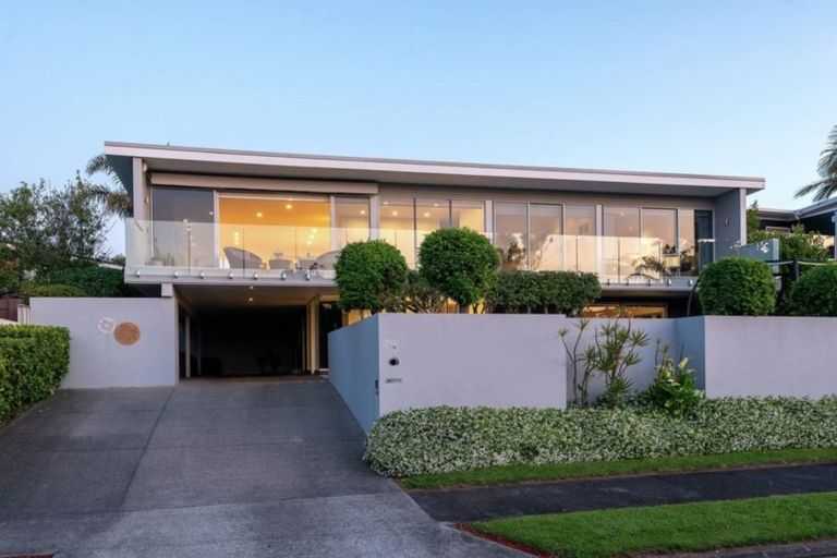 Photo of property in 74 Fisher Parade, Sunnyhills, Auckland, 2010