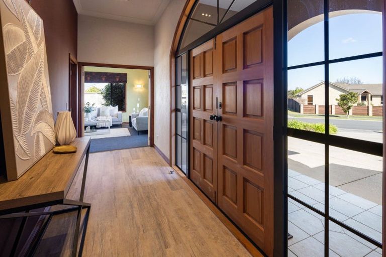 Photo of property in 6 Merlin Close, Huntington, Hamilton, 3210