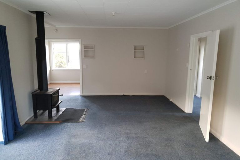 Photo of property in 22 Frederick Street, Tawa, Wellington, 5028