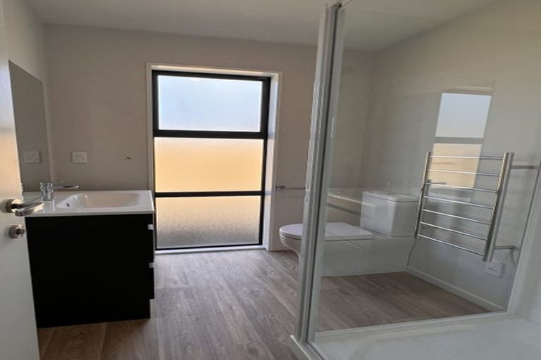 Photo of property in 22 Lovelock Avenue, Rolleston, 7615